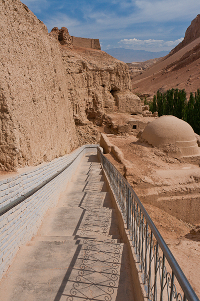 Bezeklik Buddhist Grottos (Turfan Basin, Xinjiang)